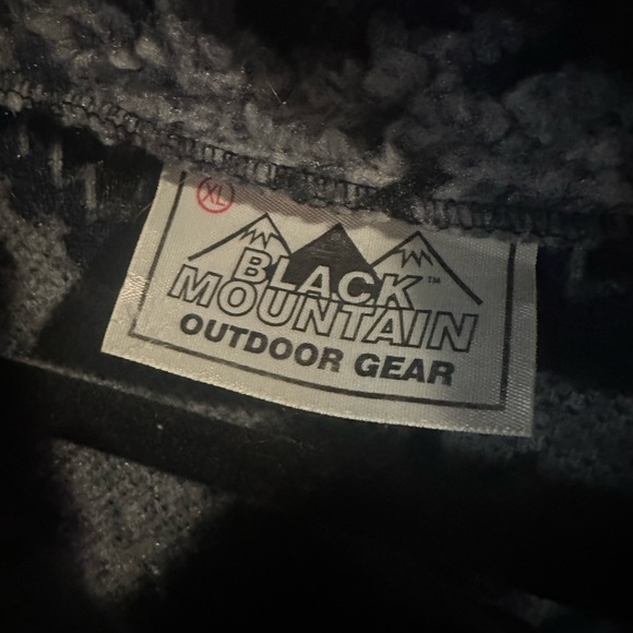 Vintage Black Mountain fleece jacket - Picture 4 of 5